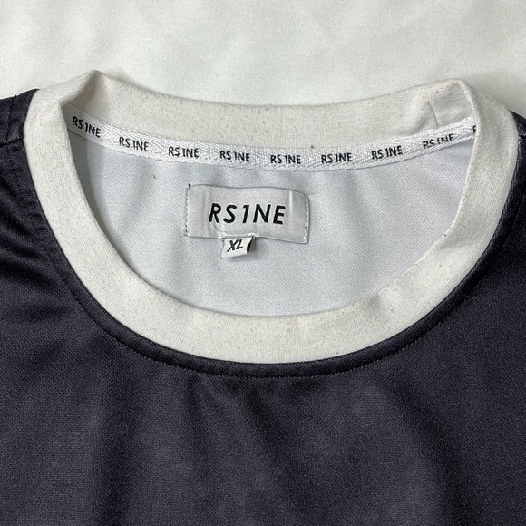 RS1NE Men’s Simpson Rappers Streetware Shirt. Size XL - Picture 7 of 9